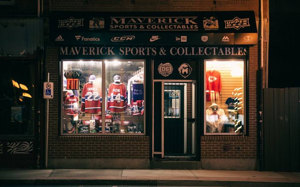 Physical Ballpark Pro Shops Compared to Centralized Web Retail