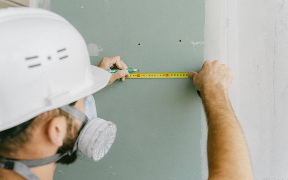 Measuring Head Circumference for an Accurate Helmet Fit